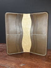 Load image into Gallery viewer, Unisex Long Leather Wallet
