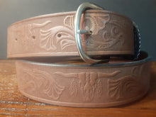 Load image into Gallery viewer, 100% Full-Grain Leather Belt Western Steer Design

