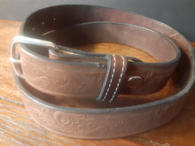 Load image into Gallery viewer, 100% Full-Grain Leather Belt Western Steer Design
